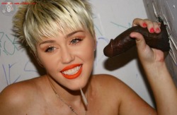 celebfacialsftw:  Miley Cyrus