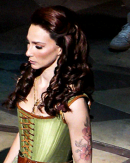 CASSIE SILVA As ANNE HATHAWAY