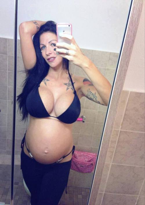 More hot pregnant girls: omg-preggo-babes.tumblr.com/