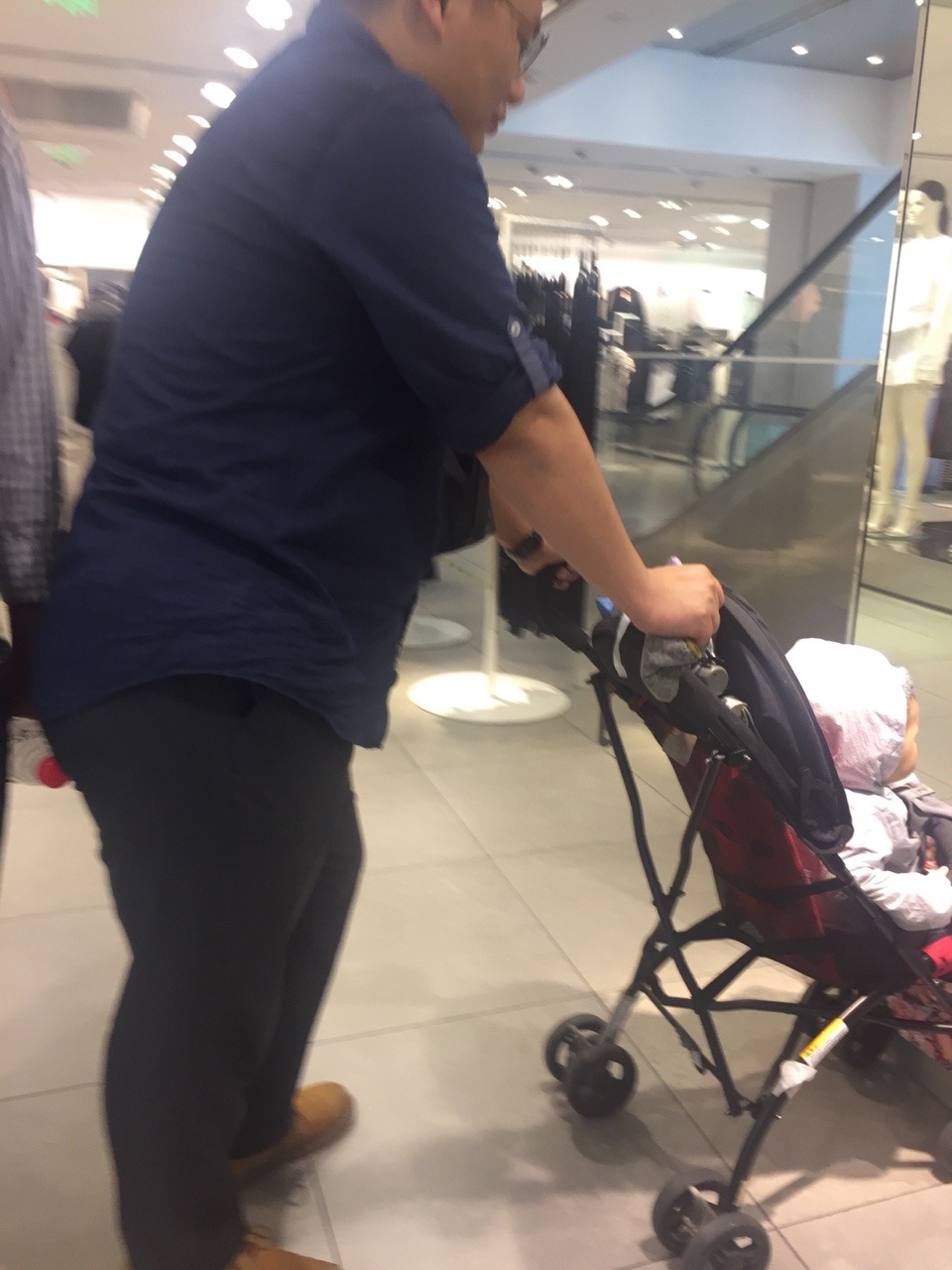 CN bear in Public 熊