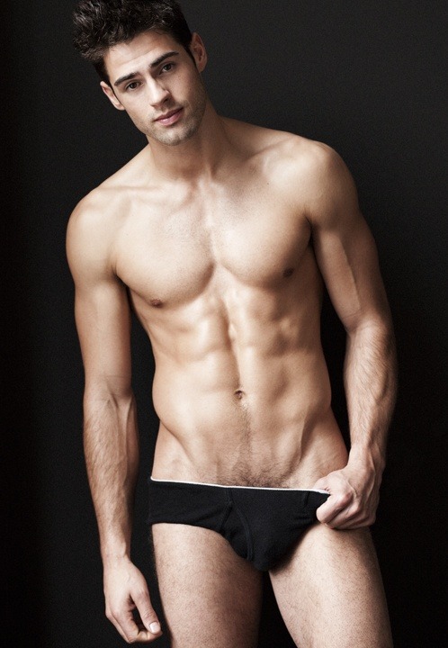 AlanPalmSprings Likes His Men!