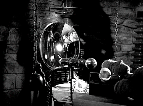 buckybarness:Films Watched in 2022↳ THE BRIDE OF FRANKENSTEIN (1935) • dir. James