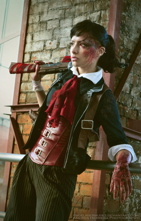 cosplayblog:  Booker DeWitt (genderbent version) from Bioshock Infinite  Cosplayer: Angela Bermúdez [TM / DA / FB / YT]Photographer: Andres Herrera Photography  