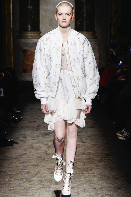 couture-day:    Fall/Winter 2016-17 Francesco Scognamiglio   