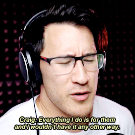 markired:  the purest moment of the whole video tbh. 