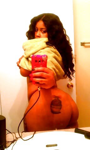iloveghettobarbie:  Cake cake cake