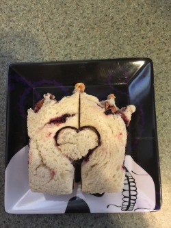 shanedog09:  Princess cut peanut butter and jelly sandwich. For her birthday. iamapaperuniverse  They were the tastiest princess sandwiches ever!