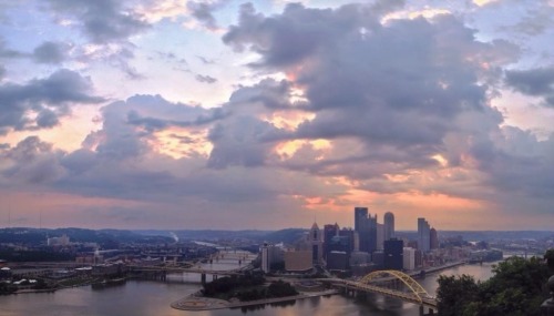 sinkorswimn:Pittsburgh, sometimes you can be beautiful