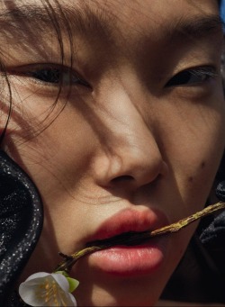 distantvoices: yoon young bae by txema yeste for numero feb 2018