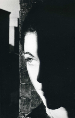 Kvetchlandia:ralph Gibson      Syntax, From The “Infanta” Series     1974