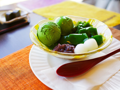 ilikeasianfood: 中村藤吉の抹茶ゼリー Japanese Tea Ice Cream Set by sunnywinds* on Flickr.