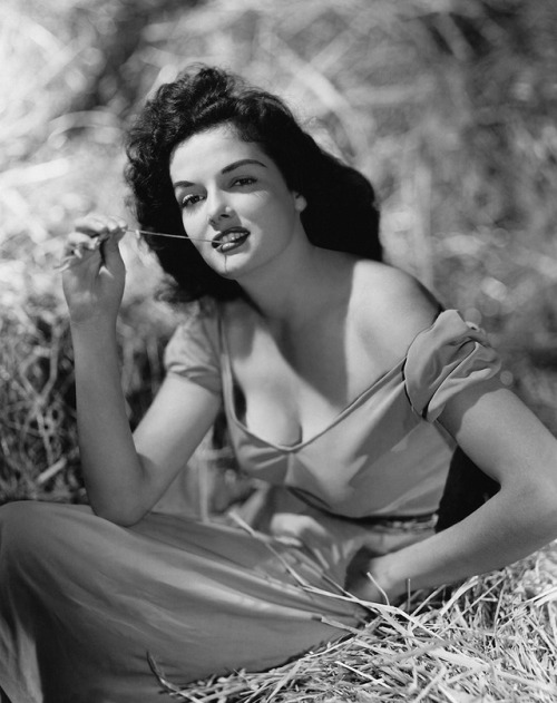 Jane Russell / publicity photo by George Hurrell for Howard Hughes’s The Outlaw (1943)