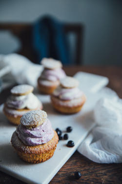 sweetoothgirl:    Muffin “Semla” with Crunchy Marzipan Filling and Blueberry Cream  