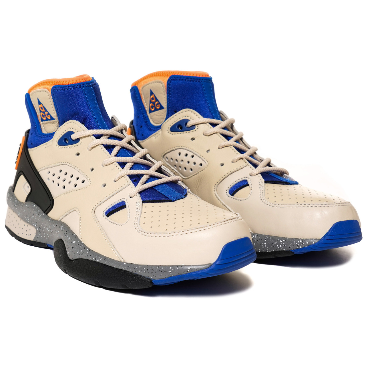 nahhpark:  Nike - Air MoWabb OG Sneaker. 