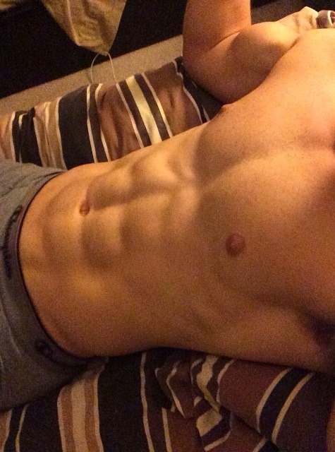 #Wannaseesomecuteboys