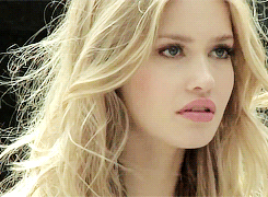 here's looking at you ((poppy)) Tumblr_n2nfntcsMV1szxfwno6_250