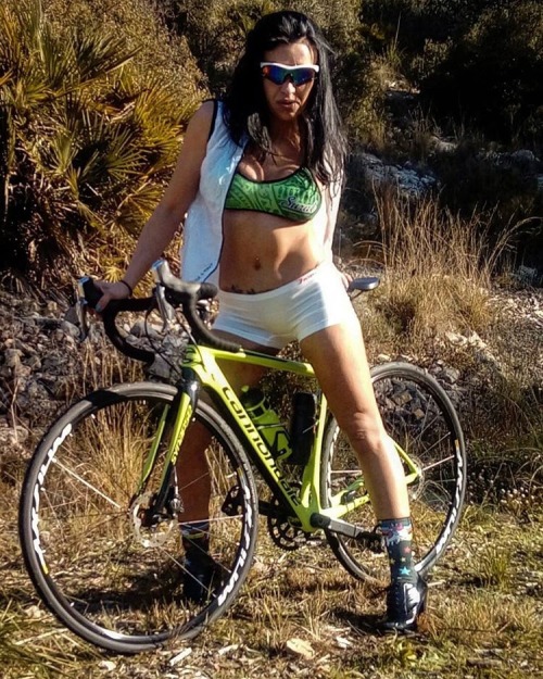 cyclingchicks: IN LOVE WITH MY BIKE