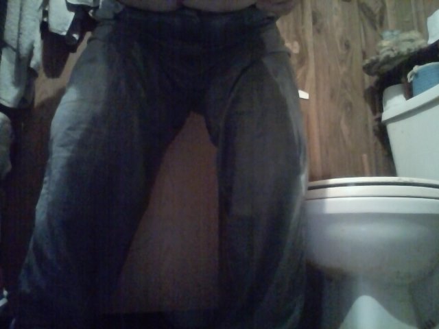 shadowdragonfox:  I could’t make it in time and now my pants are wet now. 