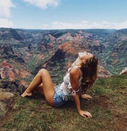 Sgtgrunt0331: Stayhungry-Stayfree:  Alexis Ren Seems So Pure.    Beautiful View