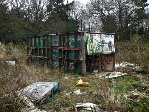 feeding-my-eyes:An abandoned greenhouse near Rennes in France.I couldn’t explore it as much as I wis