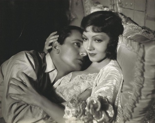 nowvoyagerit: Claudette Colbert and Fredric March in Tonight is Ours (Stuart Walker, 1933)