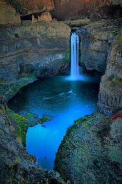 expression-venusia:  Palouse Waterfall St