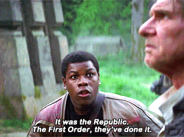 letitiawrights:A New Hope (1977) // The Force Awakens (2015)