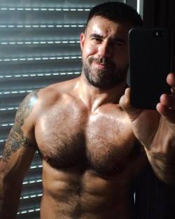 HAIRYMUSCLED