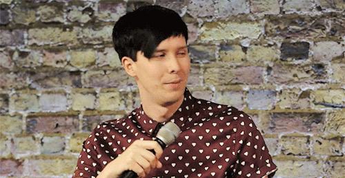 ratinof: 100 Days of AmazingPhil → 3/100 ↳ TABINOF Interview