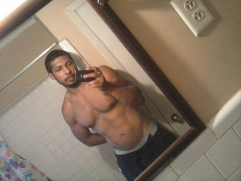 baitnbust:  Hope everybody had a good weekend!! Now get into this fine nigga from