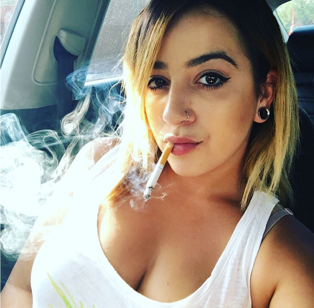 rchlhou:Hot busty car dangle 