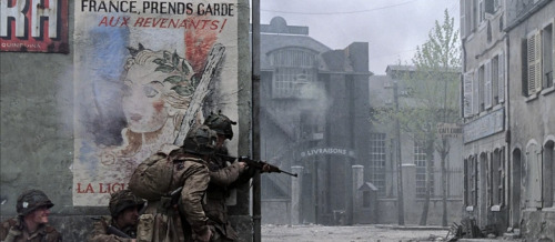 filmrevues:Band of Brothers (2001) - created by Stephen E. Ambrose, Tom Hanks & Steven Spielberg