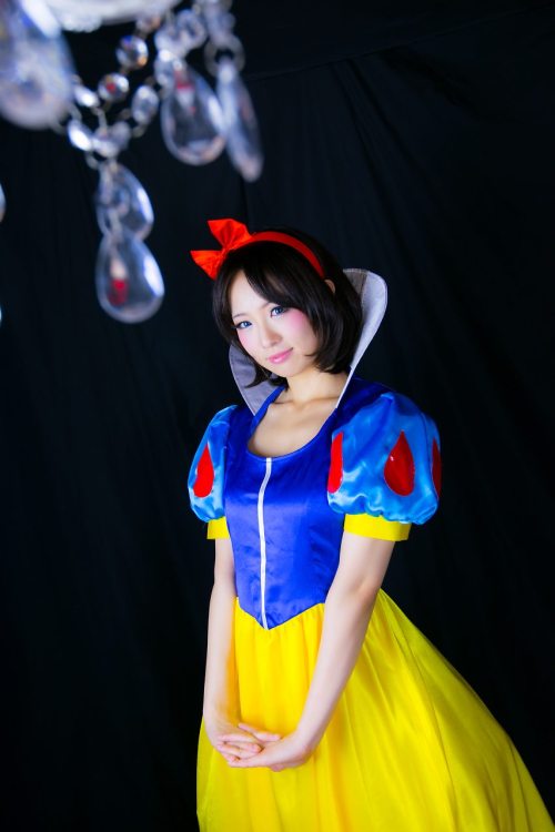 Snow White & The seven Dwrafs - Snow White (Yuka) 1