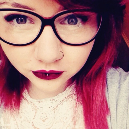 toothlessishungry: Hey, have this picture of me because I really like it and it makes me feel pretty