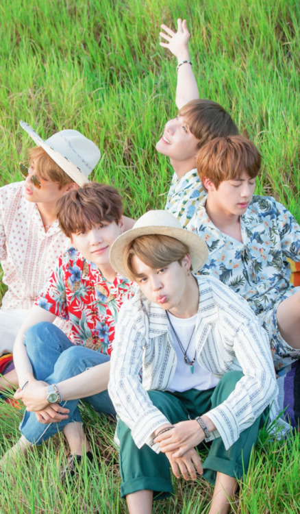 fxxkiticons: BTS WALLPAPER like/reblog if saved  BTS wallpapers {for cellphone}like if you savereque