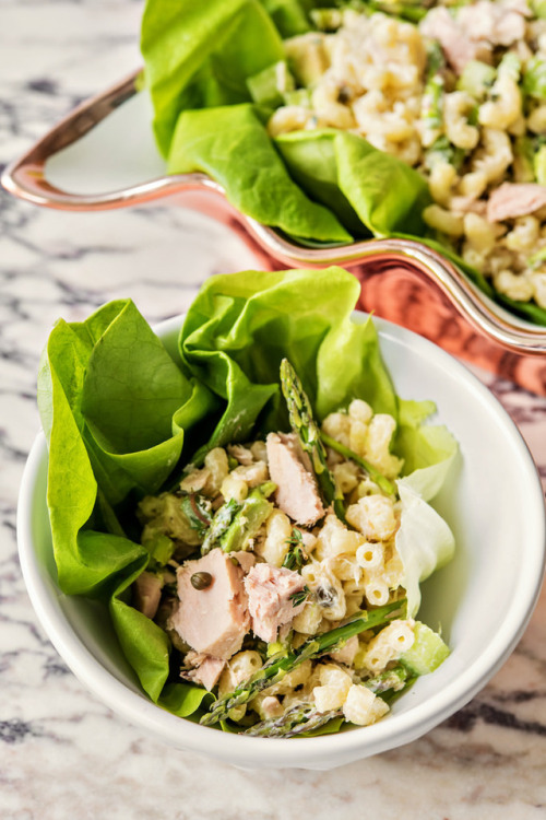 foodfuck:tuna macaroni salad with avocado & young asparagus