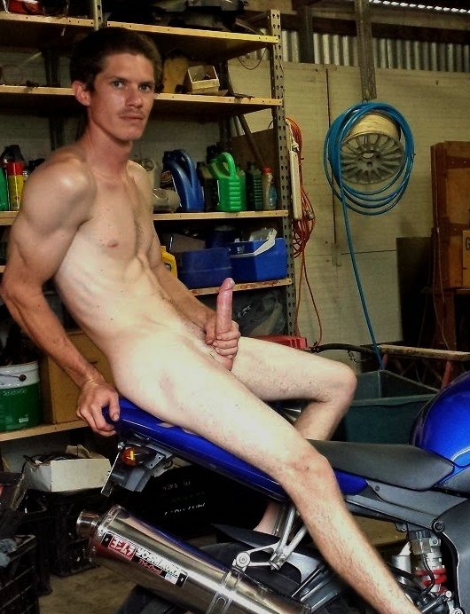 nakeddudesfortheladies:  http://nakeddudesfortheladies.tumblr.com/http://nakeddudegifsfortheladies.tumblr.com/