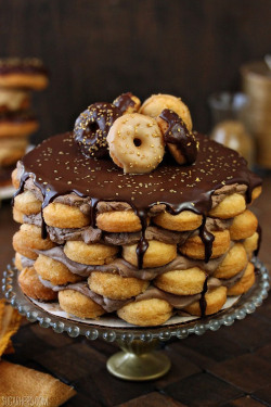 cake-stuff:  Doughnut Cake With Mocha Whipped