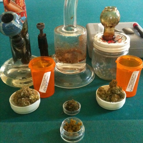 weed-420-love: …SMOKE EM IF YOU GOT EM… AND SHARE