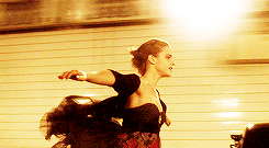 trashybooksforladies:  “Sam, do you ever think, that if people knew how crazy you really were that no one would ever talk to you?”“All the time.”   