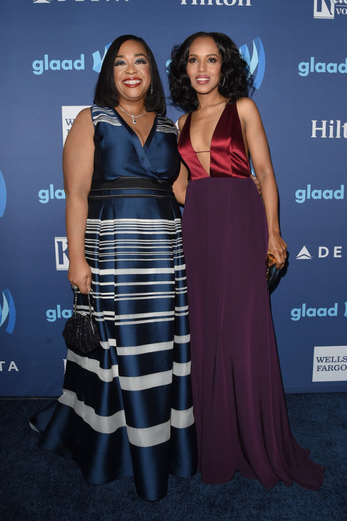 Shonda Rhimes and actress Kerry Washington attend the 26th Annual GLAAD Media Awards at The Beverly 