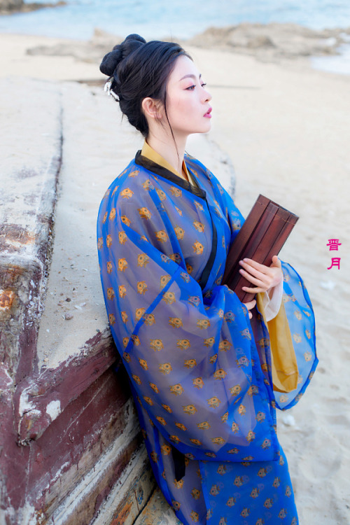 hanfugallery:Traditional Chinese hanfu by 晋月汉服