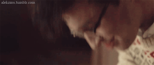 itsalekz:Daniel Radcliffe wanking scene from “Kill Your Darlings”