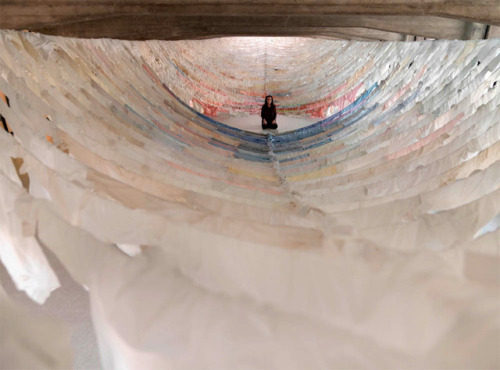 andrewnpr:  ‘Are We Still Going On?’ - Installation using second hand shirts by Finnish environmental artist Kaarina Kaikkonen.Artist’s Website.(Via Colossal)