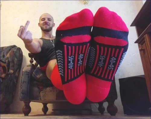 lickyafeet:  listocalixto100:  Octavius   Geile Drecksau mit geilen Maulen! 