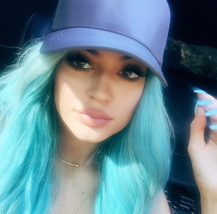 ipostbadbiishes:    @kyliejenner  