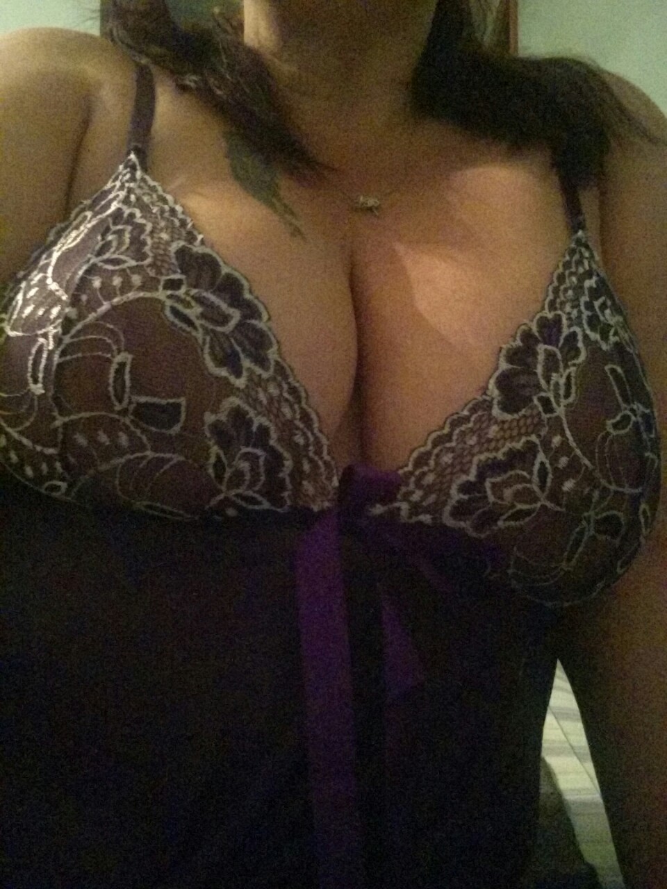 groovyteri:  Got this beautiful lingerie from a follower for my birthday.  Thank