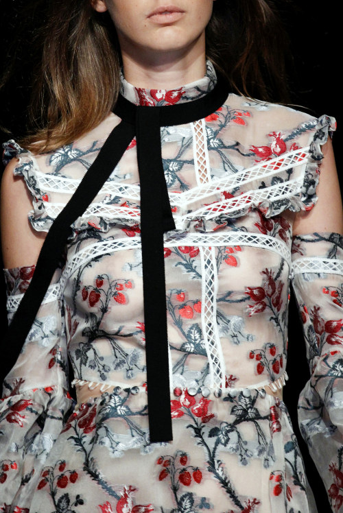 detailingthedetails:Erdem spring/summer 2016 