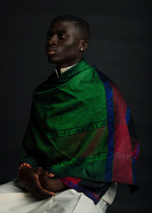 worldwidefashion:#BlackOutEid Celebrates Fashion and Black MuslimhoodPhotos by Bobby Rogers for PAPE