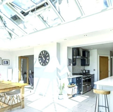 Large - Contemporary Sunroom